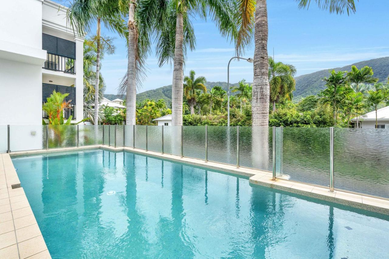 Elysium Apartments Palm Cove Exterior foto